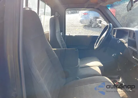 1994 Ford Ranger z USA, uszkodzony, nr VIN 1FTCR10A2RTA64635